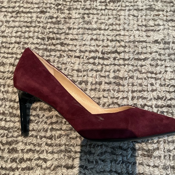 Purple suede Diane Von Furstenberg pumps - Picture 3 of 5